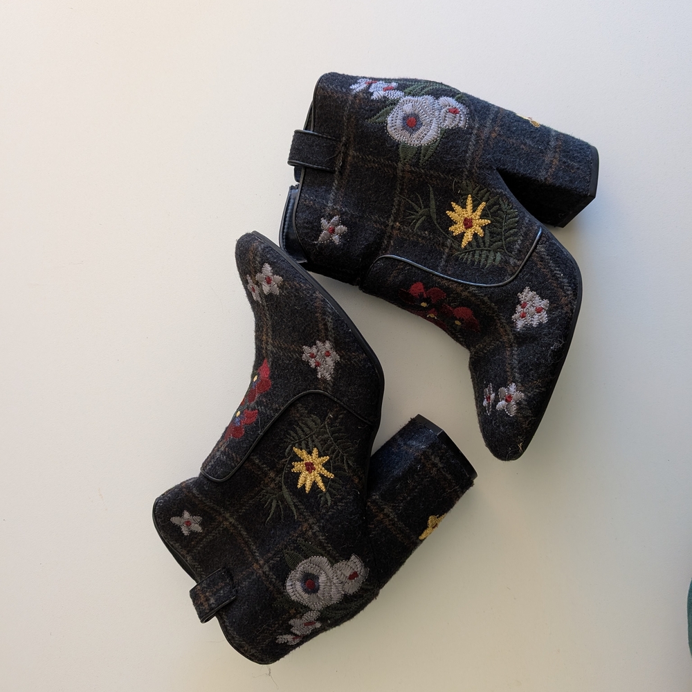 Floral Embroidered Ankle Boots